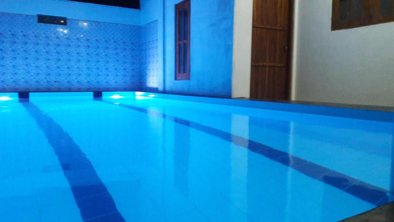 Big House Udawalawe Bed & Breakfast Ngoại thất bức ảnh
